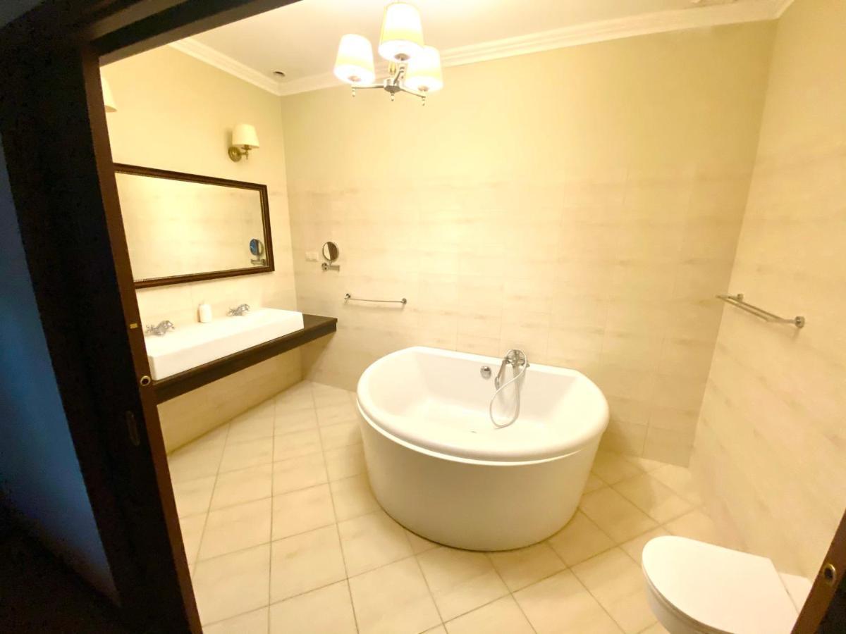 Przy Debach Hotel Stargard Szczeciński Kültér fotó